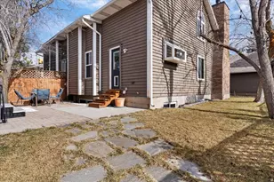 6924 S Hillside Village Circle, Cottonwood Heights, UT 84121 - Photo 29