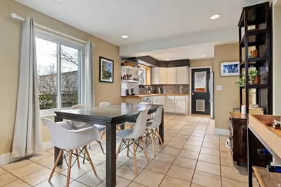 6924 S Hillside Cir, Cottonwood Heights, UT 84121 - Photo 3