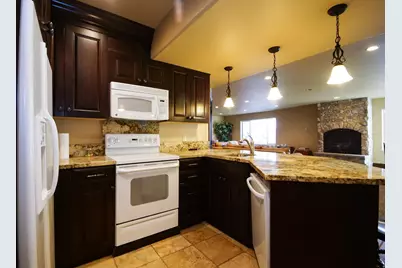 2054 E 6425 S, Holladay, UT 84121 - Photo 37