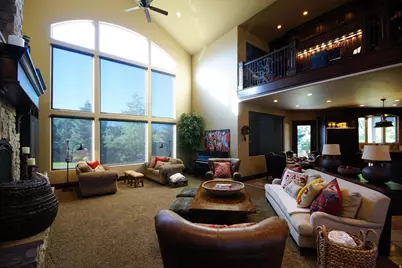 2054 E 6425 S, Holladay, UT 84121 - Photo 11