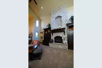 2054 E 6425 S, Holladay, UT 84121 - Photo 7