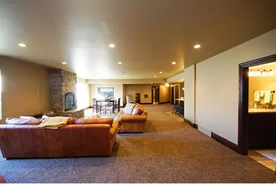 2054 E 6425 S, Holladay, UT 84121 - Photo 19