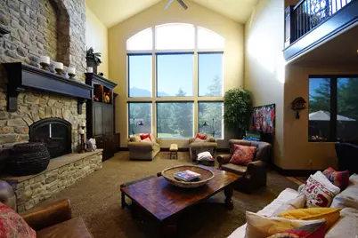 2054 E 6425 S, Holladay, UT 84121 - Photo 9