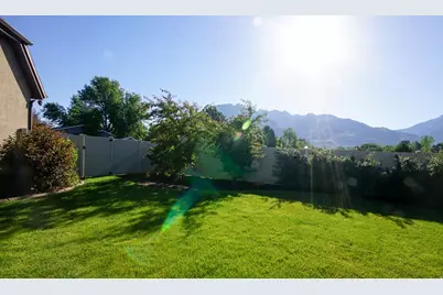 2054 E 6425 S, Holladay, UT 84121 - Photo 71
