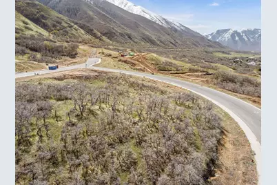 371 S Calvin St #17, Mapleton, UT 84664 - Photo 3