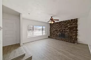 2071 E 575 N, Saint George, UT 84790 - Photo 5