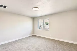 172 E 4100 St N, North Ogden, UT 84414 - Photo 17