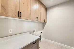 172 E 4100 St N, North Ogden, UT 84414 - Photo 13