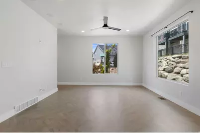 986 W Vista Ridge Dr N, Lehi, UT 84043 - Photo 9