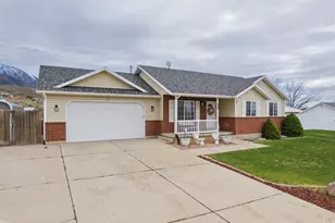 496 E 610 S, Santaquin, UT 84655 - Photo 1