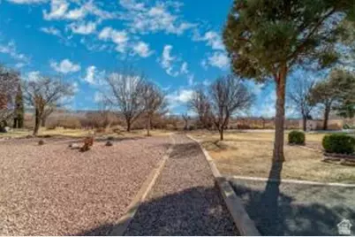 2990 E Riverside Dr #7, Saint George, UT 84790 - Photo 31