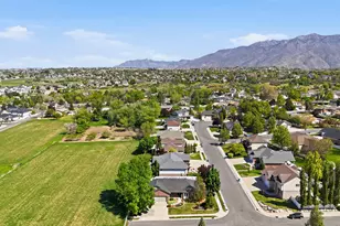 1665 E 1300 N, Layton, UT 84040 - Photo 47