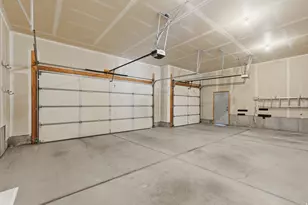 1665 E 1300 N, Layton, UT 84040 - Photo 37