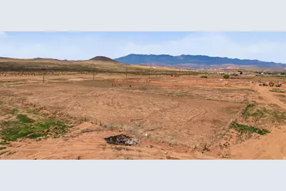 2060 S 1030 W, Hurricane, UT 84737 - Photo 7