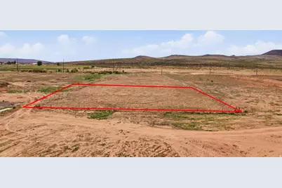 2060 S 1030 W, Hurricane, UT 84737 - Photo 17