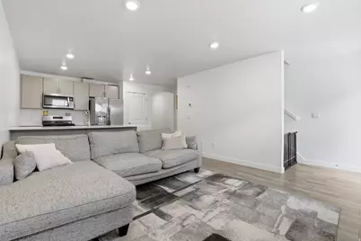 1152 E Trident Dr, Saratoga Springs, UT 84045 - Photo 9
