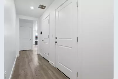 1152 E Trident Dr, Saratoga Springs, UT 84045 - Photo 7