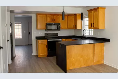 1115 N Main St, Bountiful, UT 84010 - Photo 13