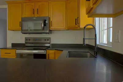 1115 N Main St, Bountiful, UT 84010 - Photo 15