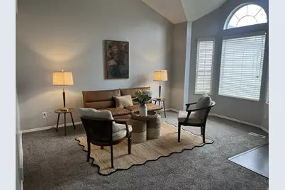 1317 E Knollwood Dr, Sandy, UT 84092 - Photo 3