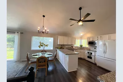 1317 E Knollwood Dr, Sandy, UT 84092 - Photo 7