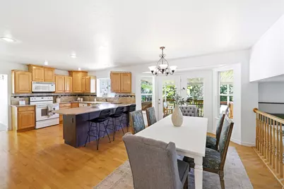 4016 W Kelvingrove Cir S, South Jordan, UT 84095 - Photo 7