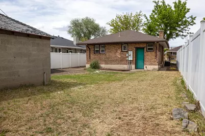 844 E Elm S, Salt Lake City, UT 84106 - Photo 33