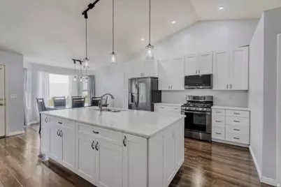 6456 S Mount Whitney Ln, Salt Lake City, UT 84118 - Photo 3