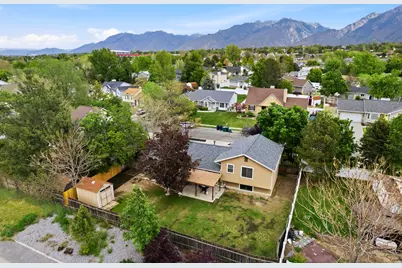 11308 S Hawkwood Dr, Sandy, UT 84094 - Photo 27