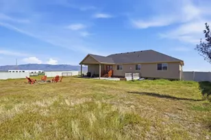 9317 N Sunset Dr, Thatcher, UT 84337 - Photo 43
