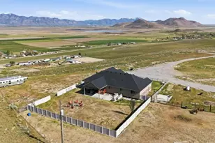 9317 N Sunset Dr, Thatcher, UT 84337 - Photo 45