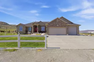 9317 N Sunset Dr, Thatcher, UT 84337 - Photo 1