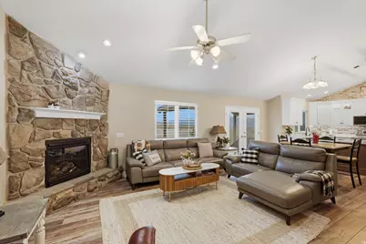 9317 N Sunset Dr, Thatcher, UT 84337 - Photo 9