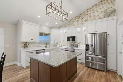 9317 N Sunset Dr, Thatcher, UT 84337 - Photo 13