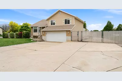 1315 W 1900 S, Woods Cross, UT 84087 - Photo 3