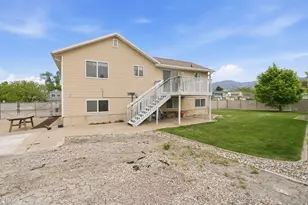 1315 W 1900 S, Woods Cross, UT 84087 - Photo 25
