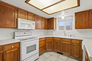 1315 W 1900 S, Woods Cross, UT 84087 - Photo 9