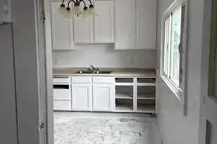 818 W 100 S, Salt Lake City, UT 84104 - Photo 5