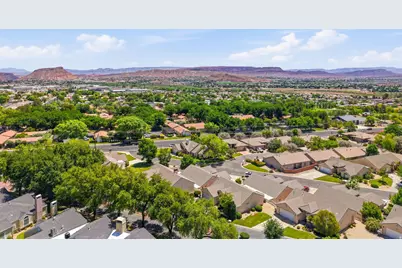 345 N 2450 E #206, Saint George, UT 84790 - Photo 47