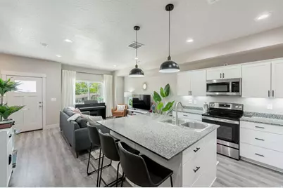 1356 N 250 W, Sunset, UT 84015 - Photo 3