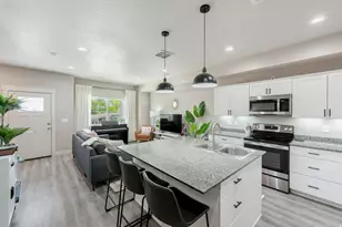 1356 N 250 W, Sunset, UT 84015 - Photo 3