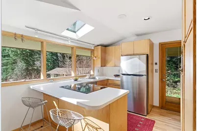 2181 N Pinecrest Canyon Rd, Salt Lake City, UT 84108 - Photo 17