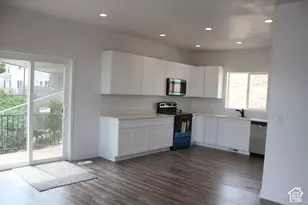 326 E Sage Cir S, Tooele, UT 84074 - Photo 7