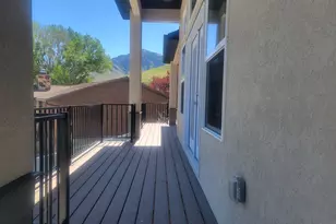 326 E Sage Cir S, Tooele, UT 84074 - Photo 7