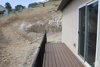 326 E Sage Cir S, Tooele, UT 84074 - Photo 9