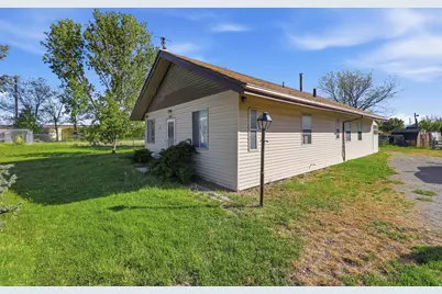 915 W State St, Lehi, UT 84043 - Photo 37