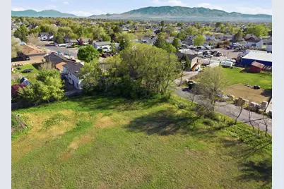 915 W State St, Lehi, UT 84043 - Photo 13