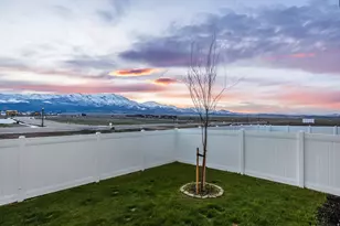 5189 N Willow Tree Rd, Eagle Mountain, UT 84005 - Photo 37