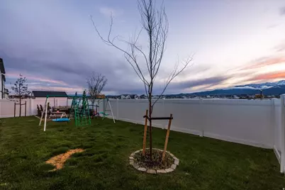 5189 N Willow Tree Rd, Eagle Mountain, UT 84005 - Photo 43