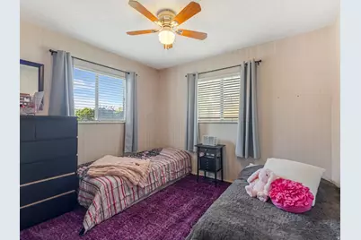 7168 S 1700 E, Cottonwood Heights, UT 84121 - Photo 17